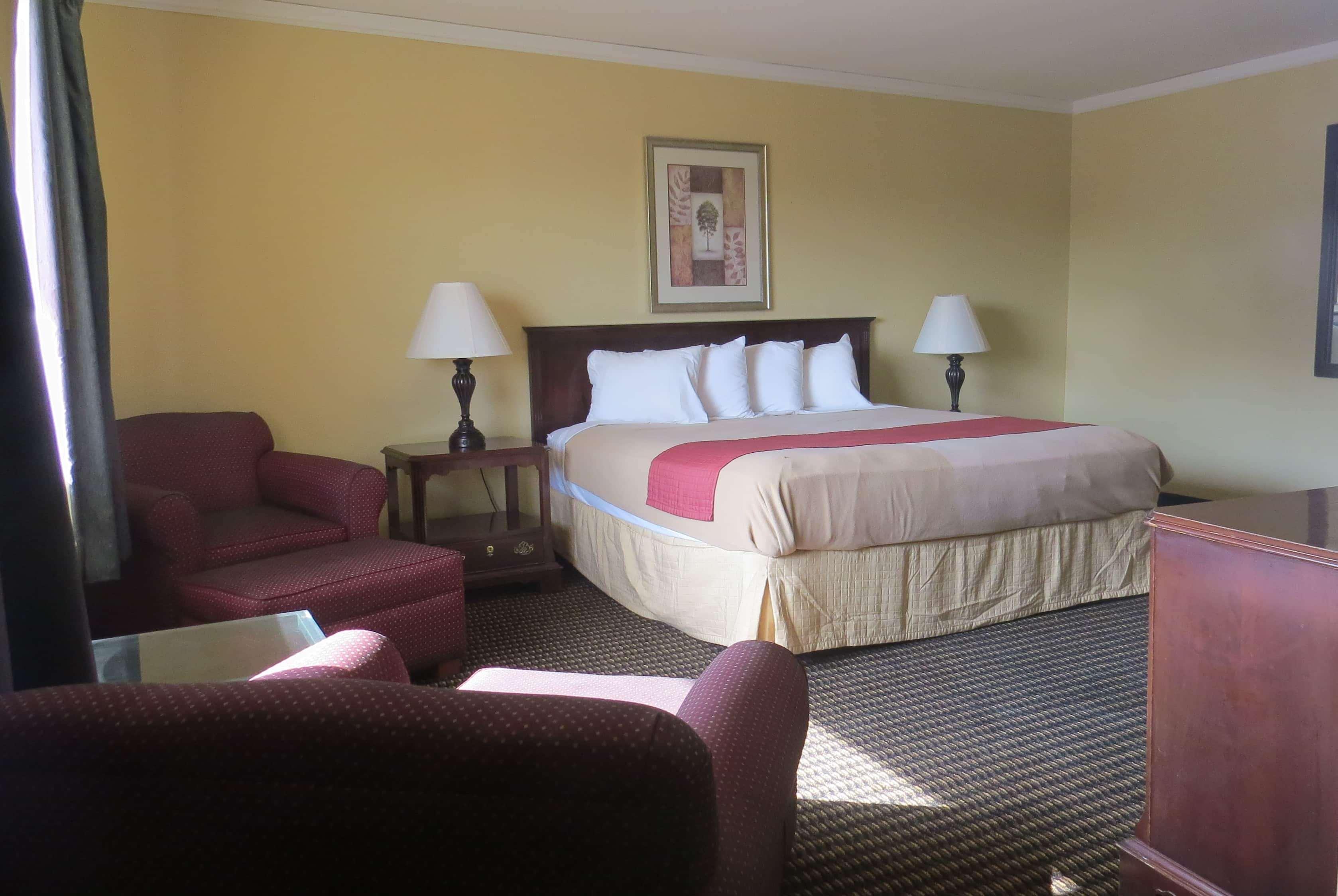 Travelodge By Wyndham Stratton Eksteriør bilde