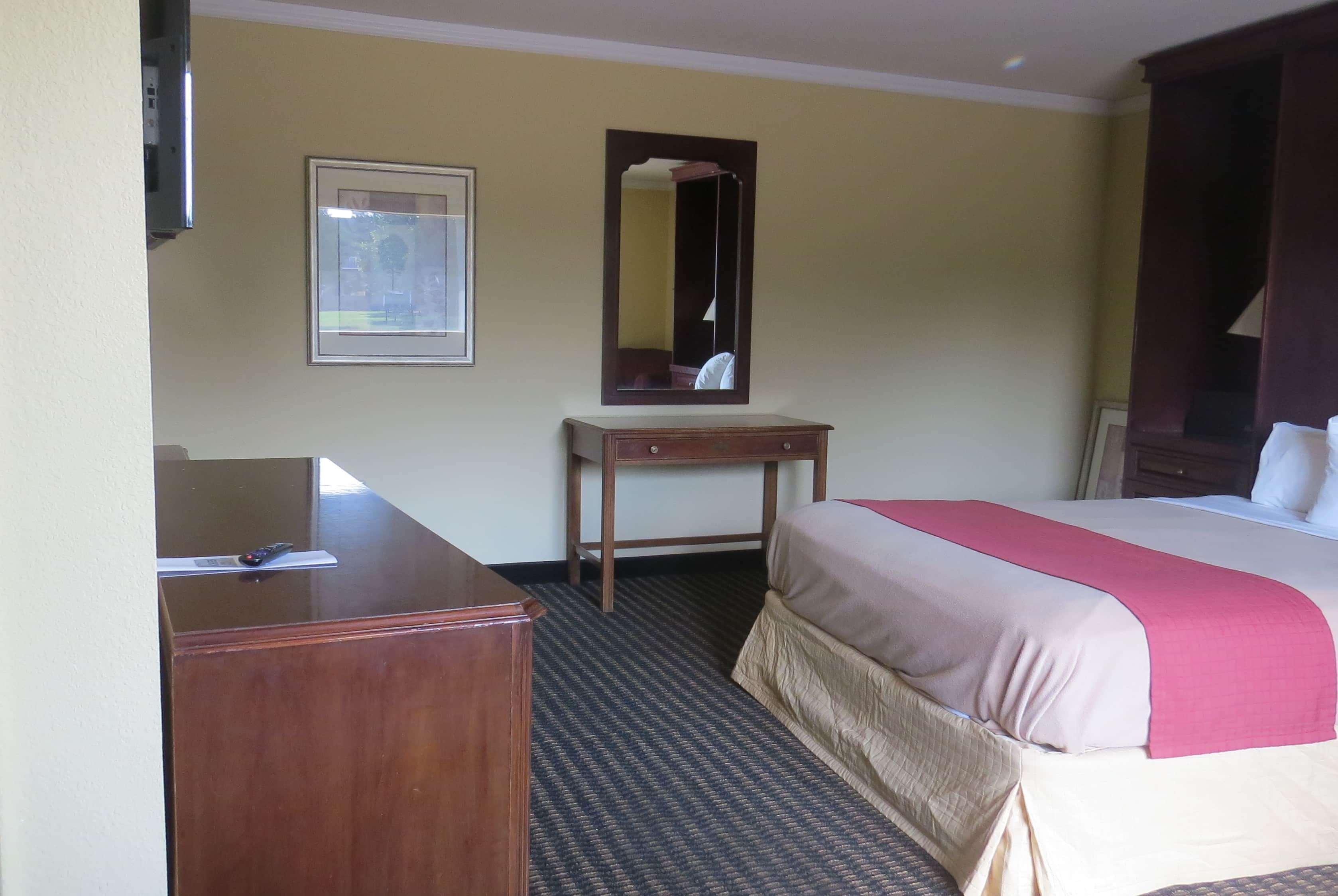 Travelodge By Wyndham Stratton Eksteriør bilde