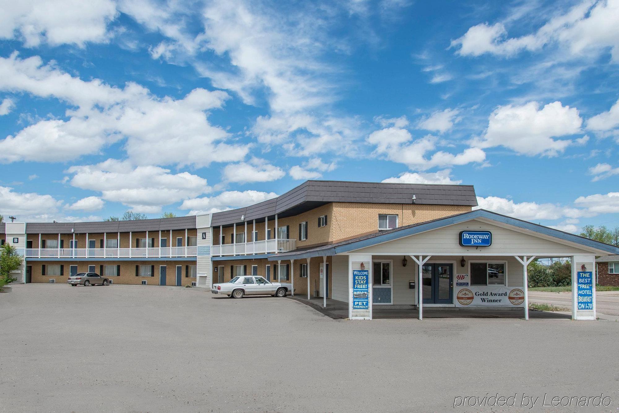 Travelodge By Wyndham Stratton Eksteriør bilde