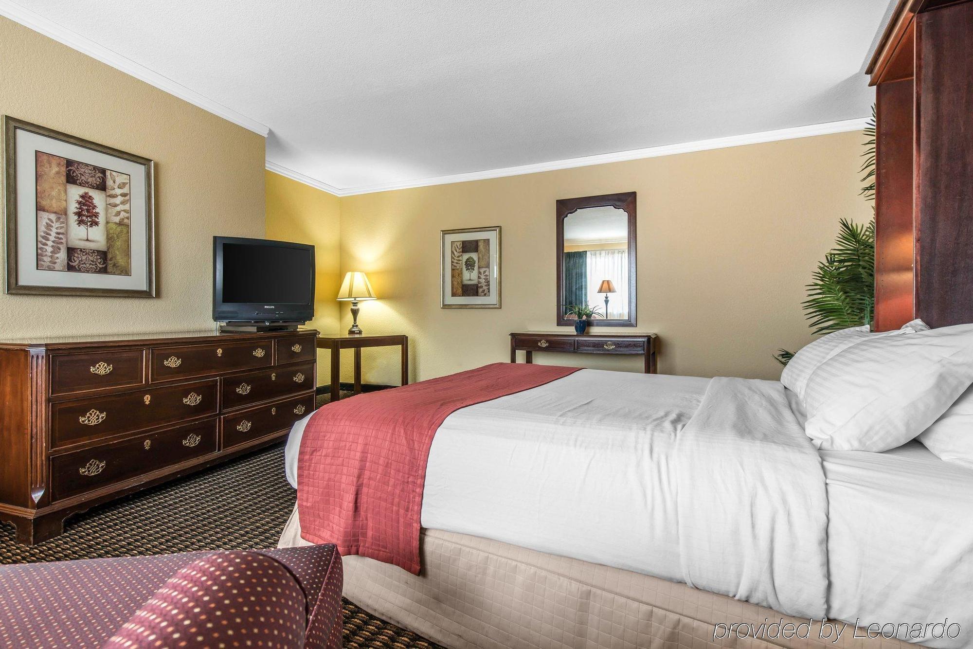 Travelodge By Wyndham Stratton Eksteriør bilde